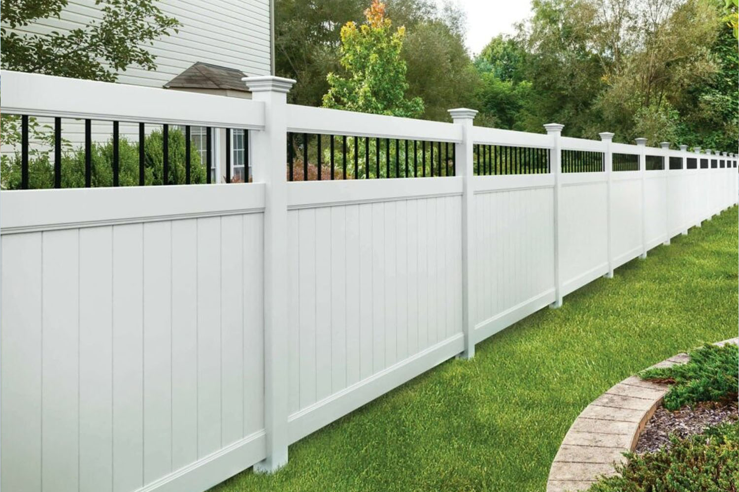 How To Choose the Perfect Vinyl Fence Company For Your Property How To Choose the Perfect Vinyl Fence Company For Your Property