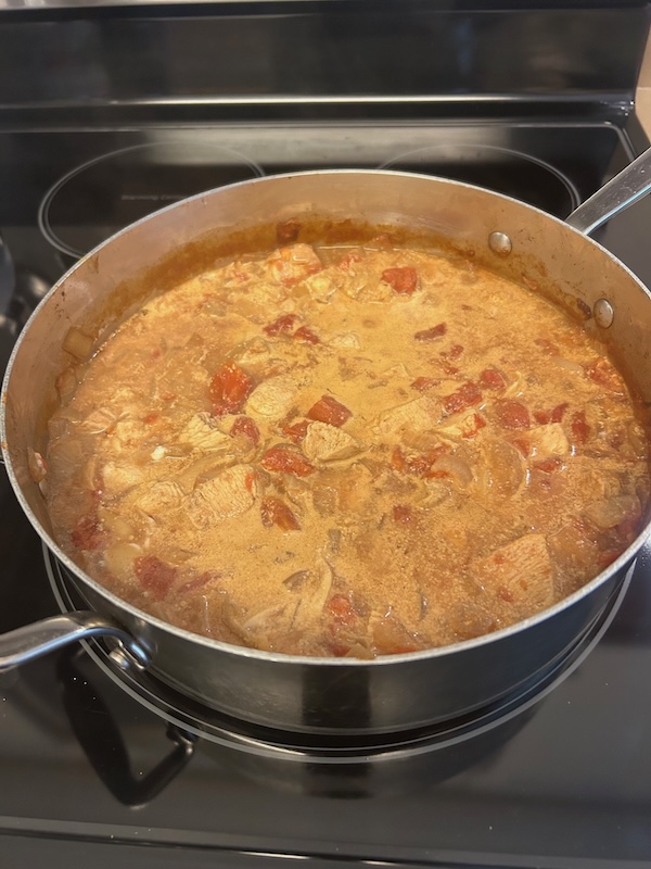 One-pot chicken on stovetop