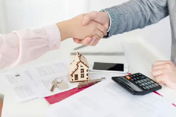 Why Choose an Adjustable Rate Mortgage? Why Choose an Adjustable Rate Mortgage?
