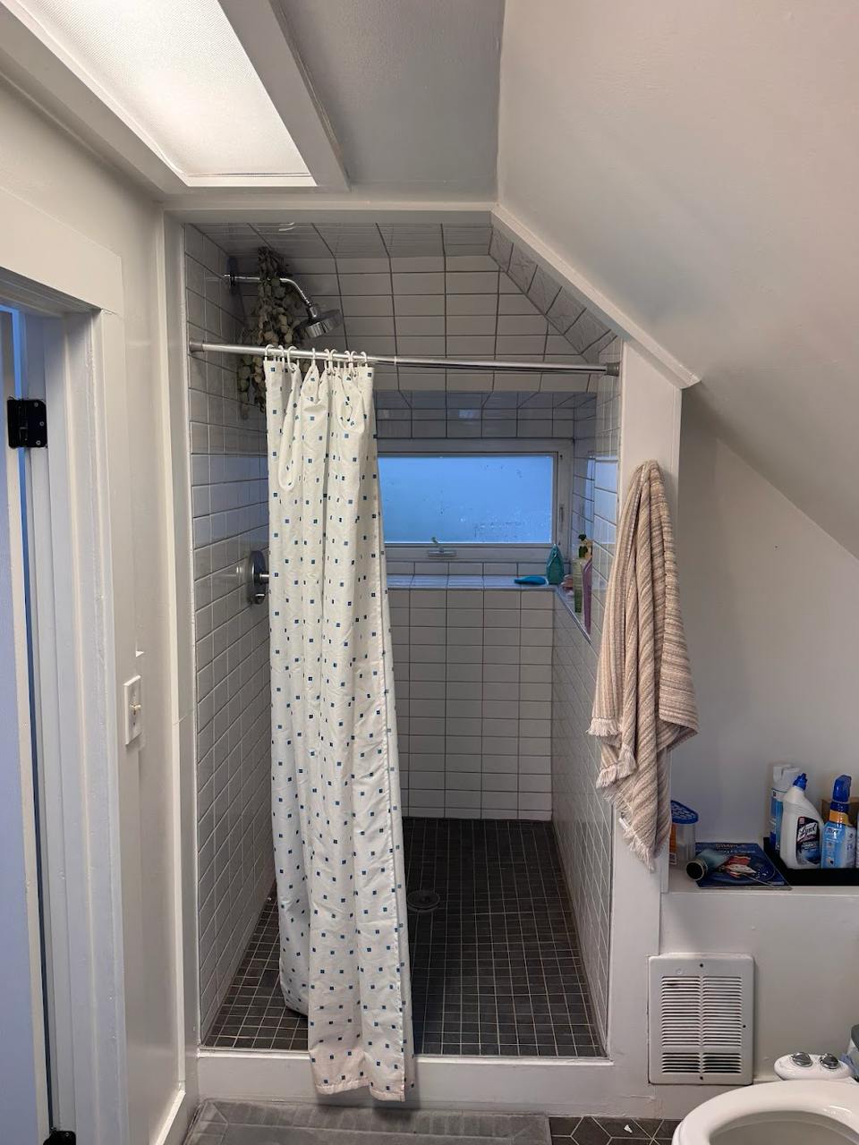 Shower Remodeling in Greenwood Seattle That Blends Comfort and Style Shower Remodeling in Greenwood Seattle That Blends Comfort and Style