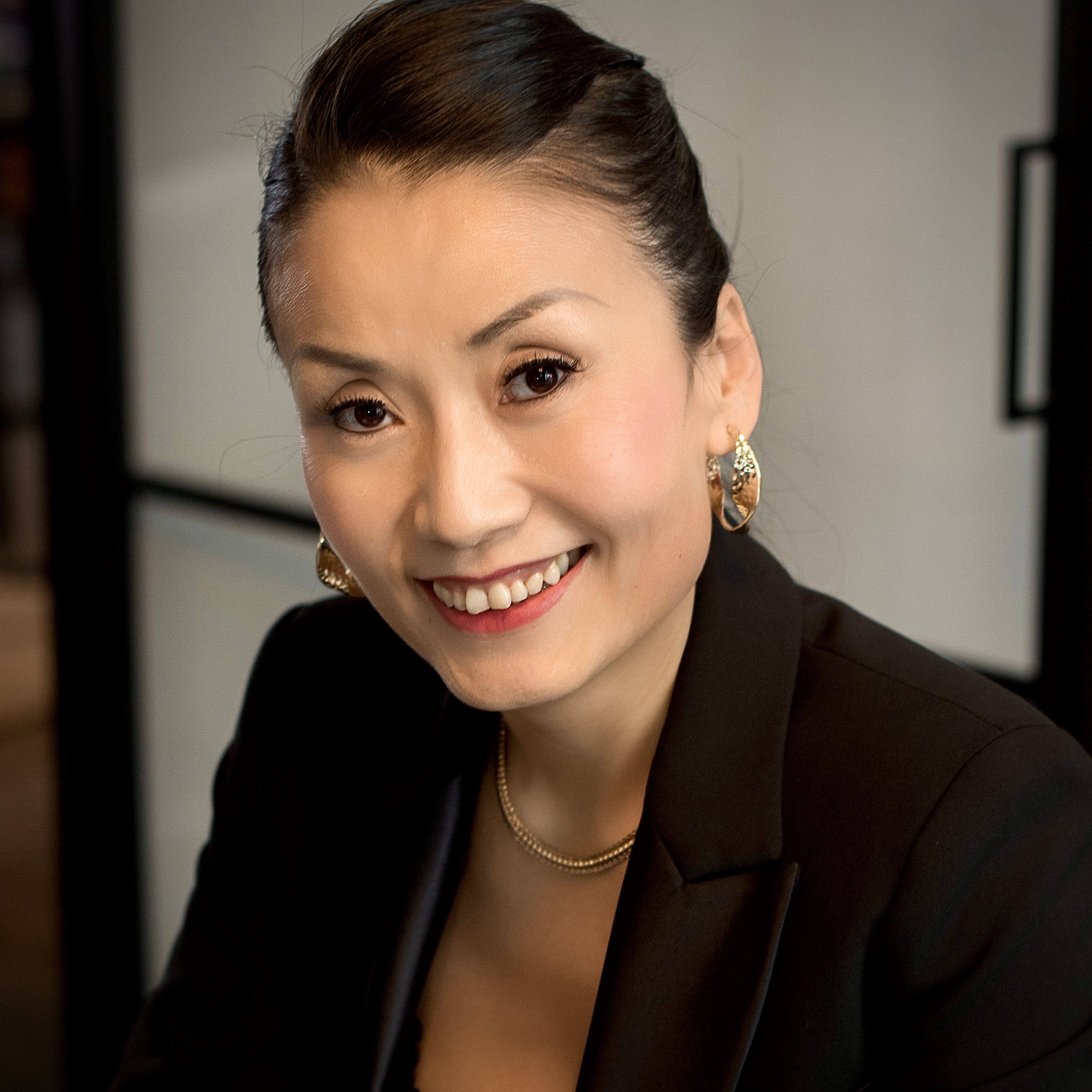 Ana Pang is a dedicated lifestyle coach and the founder of "ForeverLean Lifestyle," a vibrant community committed to empowering women to achieve their wellness and lifestyle goals. As the creator of the innovative 2+2 ForeverLean Formula, Ana leverages her personal journey and experiences to guide others toward sustainable health and happiness. Her approach emphasizes community support, high-quality engagement, and lasting results. Driven by the belief that everyone can unlock their fullest potential, Ana inspires women to live their best lives by embracing a balanced and fulfilling lifestyle.