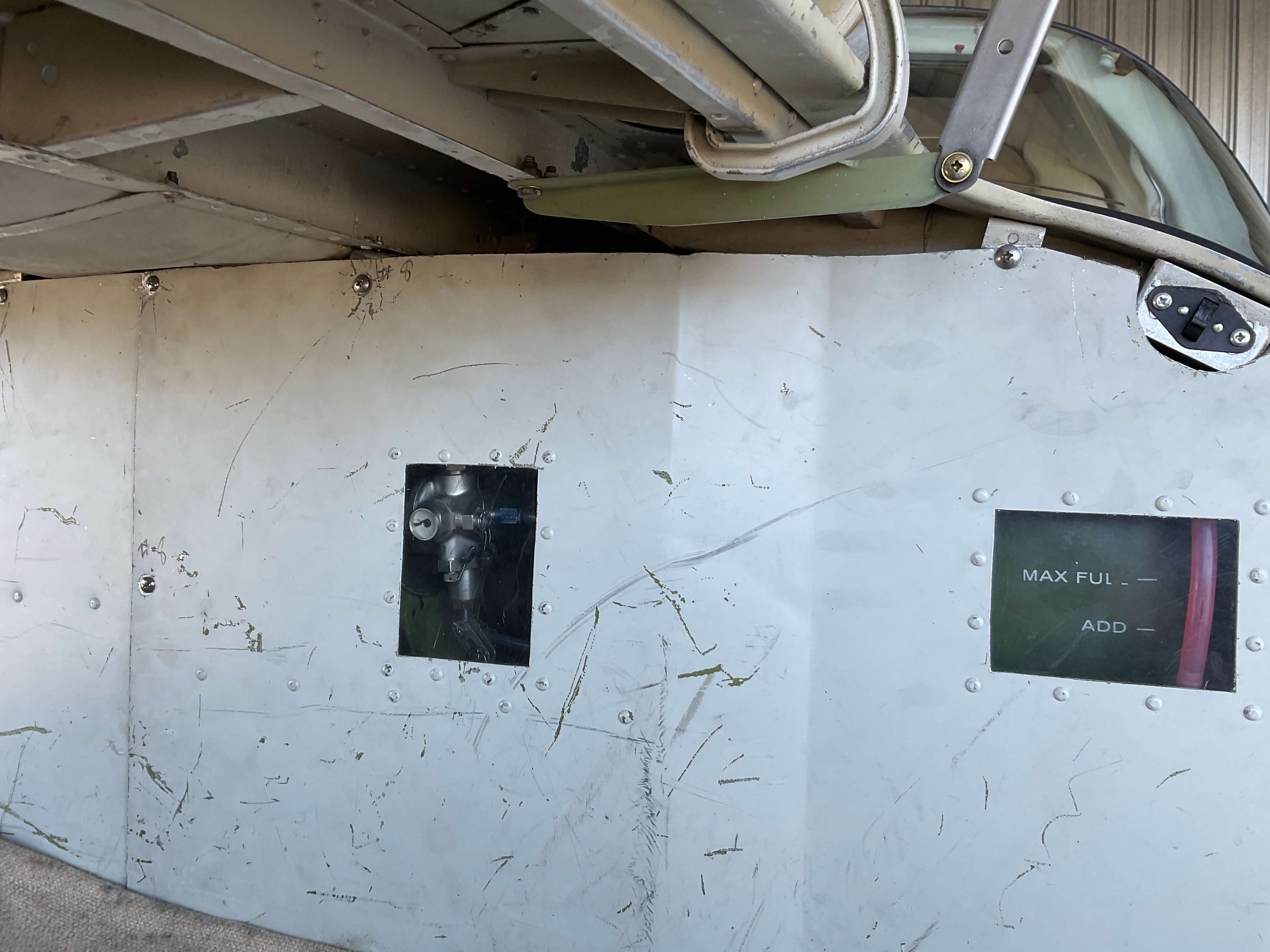 Cessna 421C RAM - Nose Storage