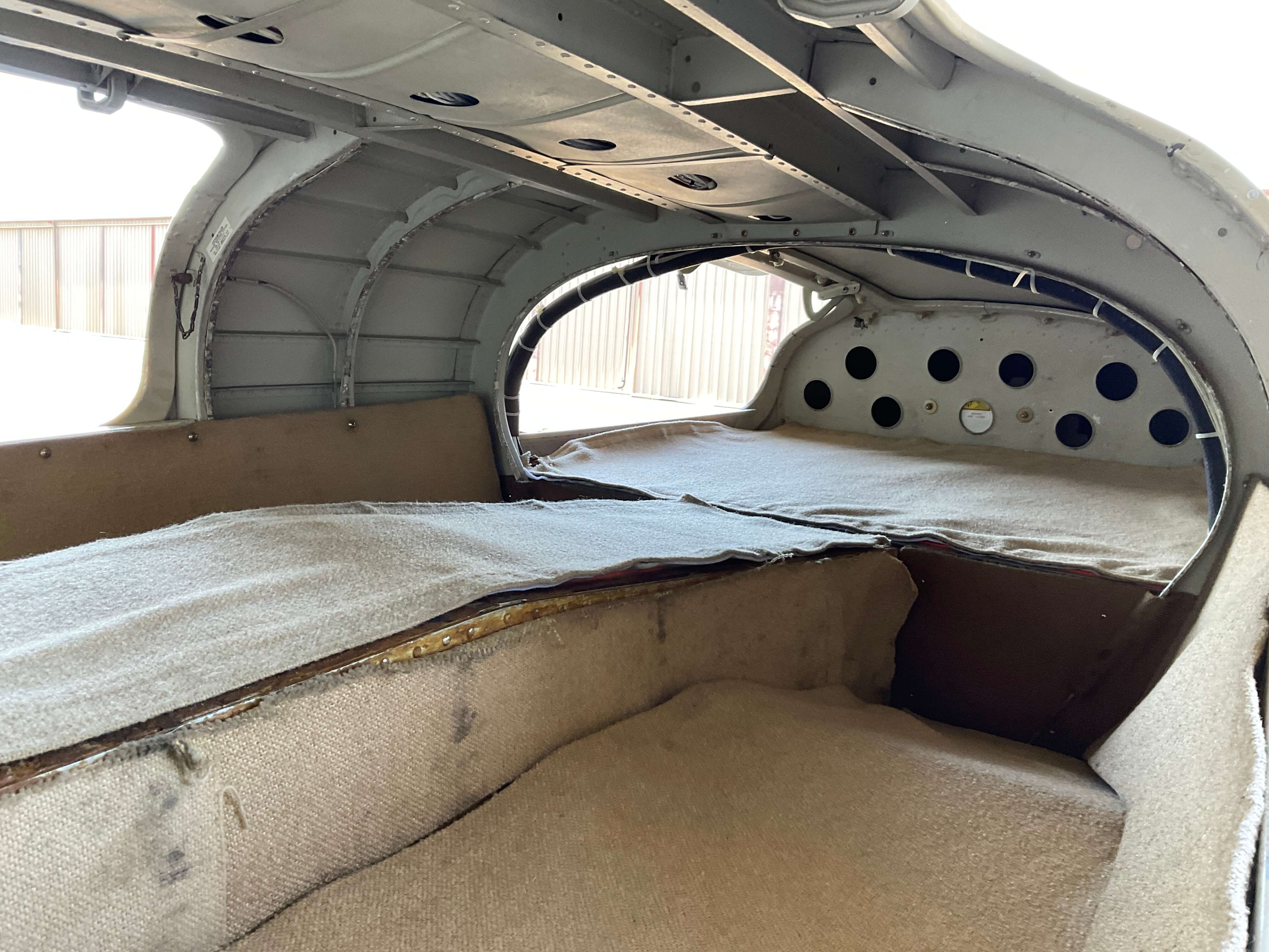 Cessna 421C RAM - Baggage Area 2