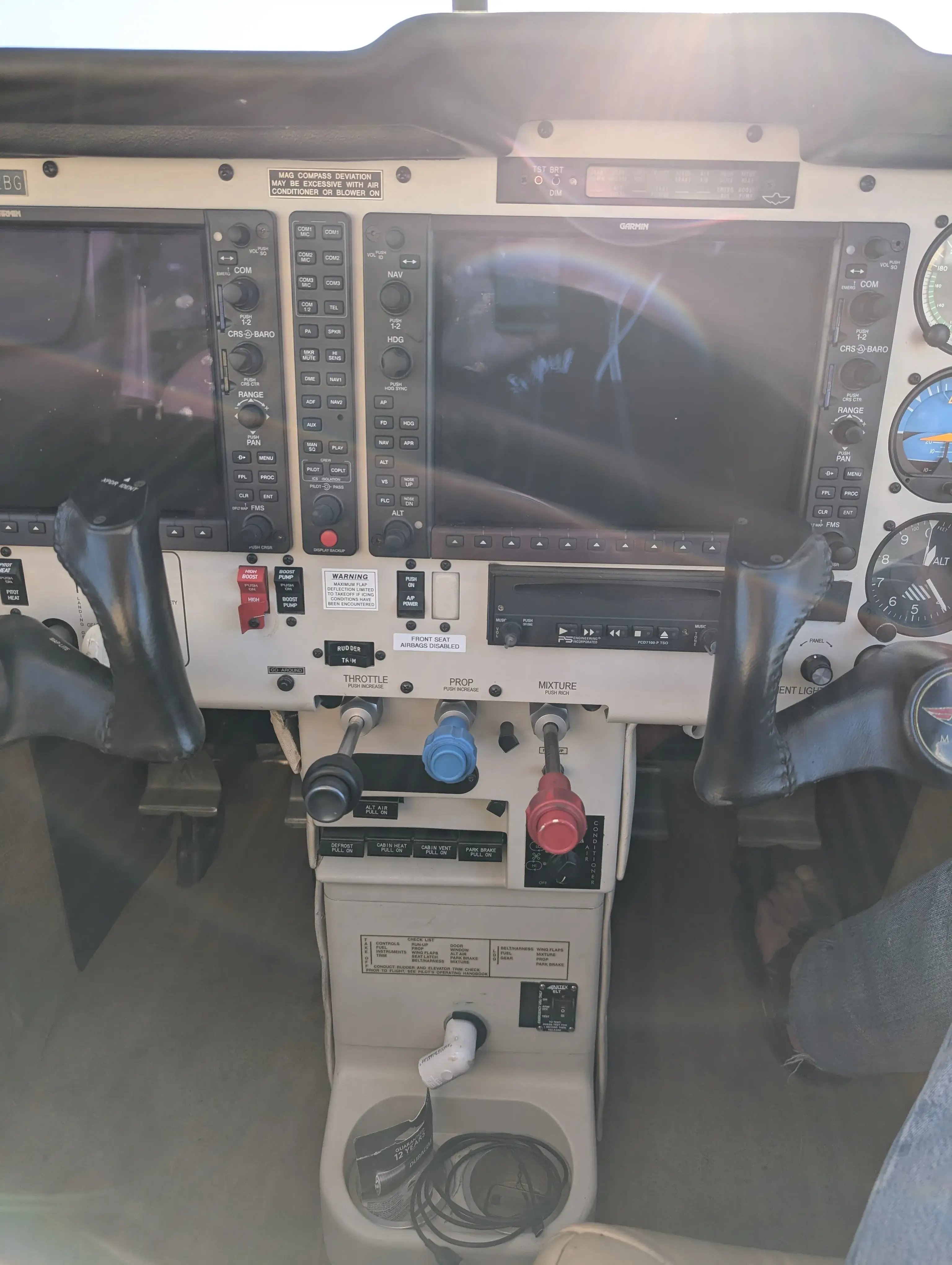 Mooney Acclaim - Centre Panel