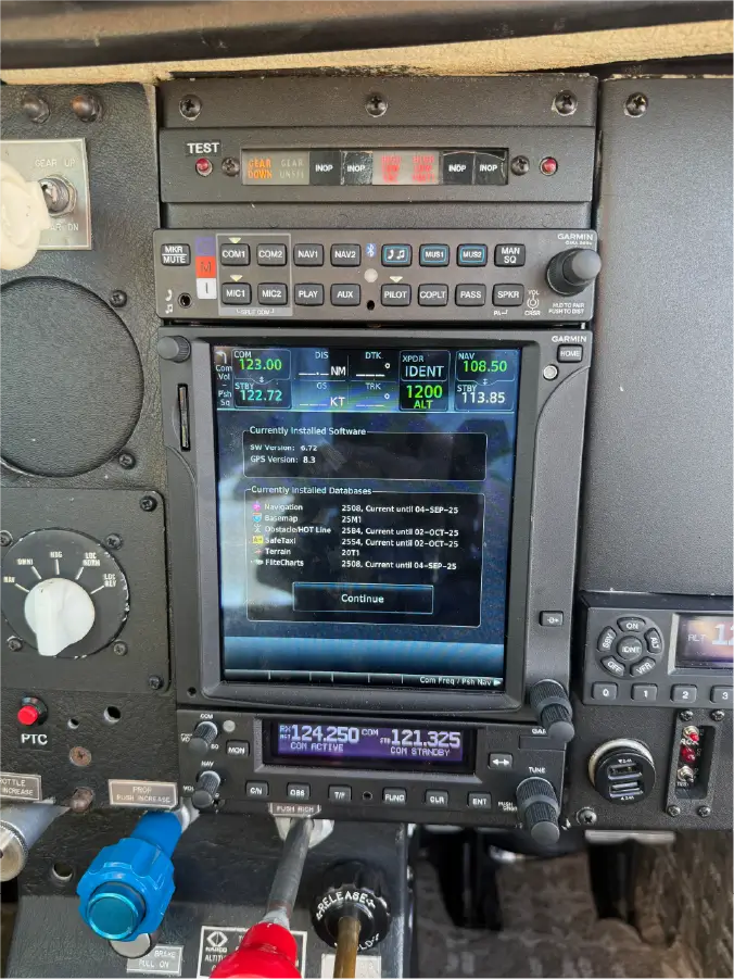 Mooney M20J - Garmin Installed