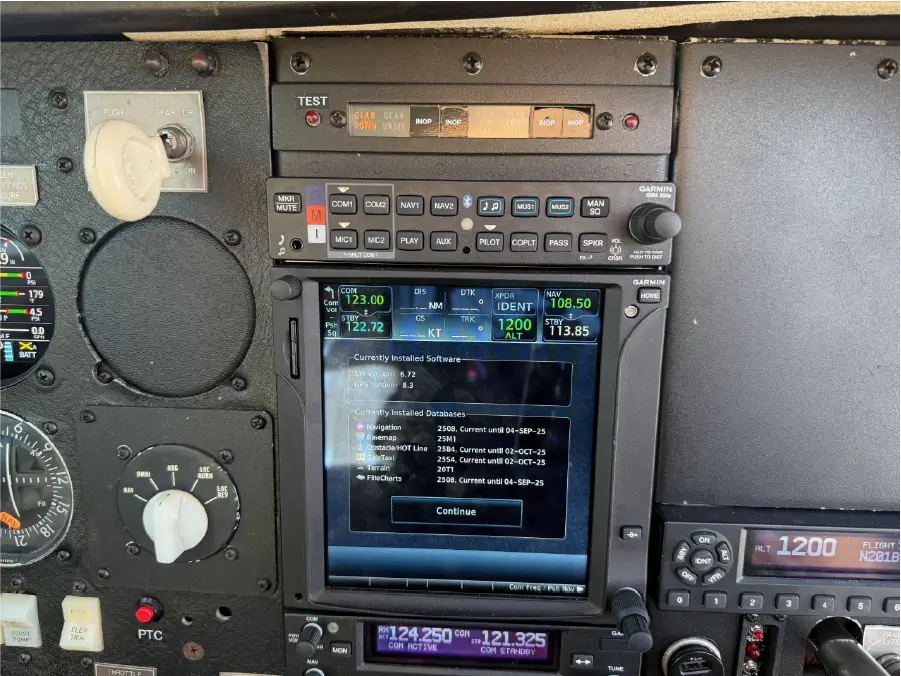 Mooney M20J - Center Panel 2