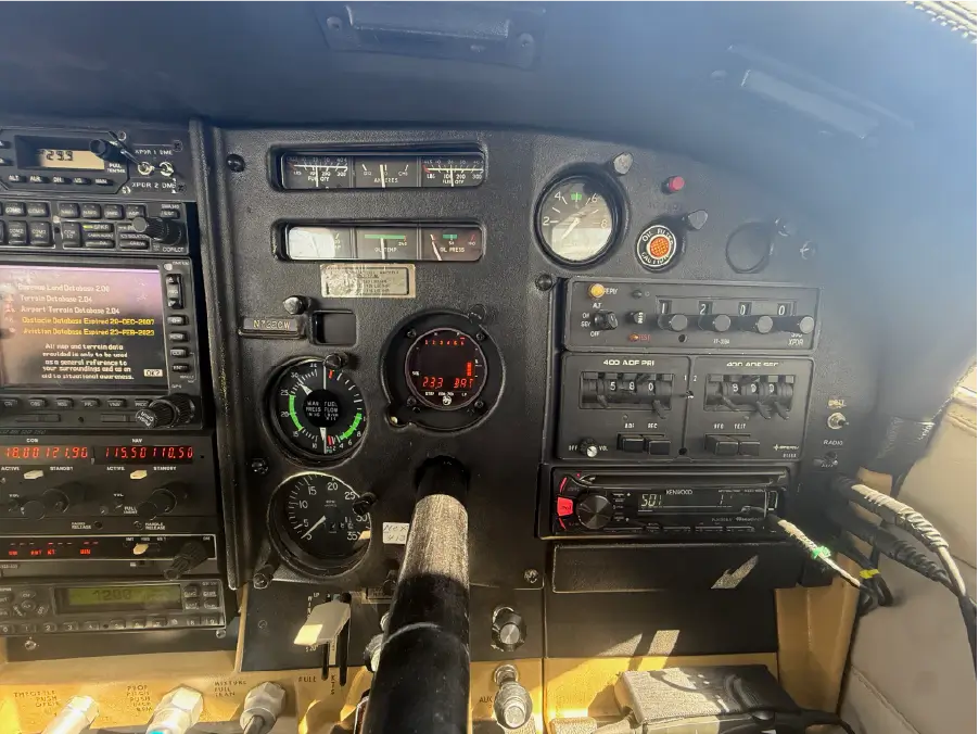 Cessna Centurion - Panel - Co-Pilot Side 2