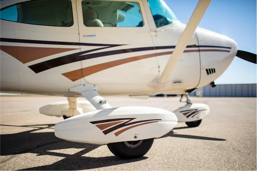 Cessna 182P Skylane - Landing Gear