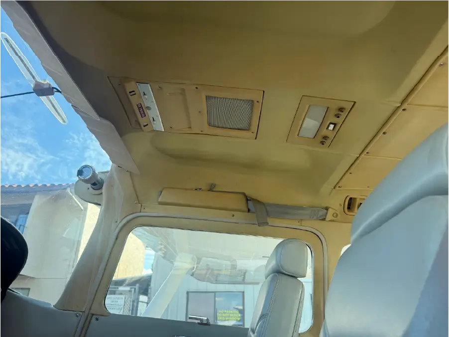 Cessna 182R - Headliner Front