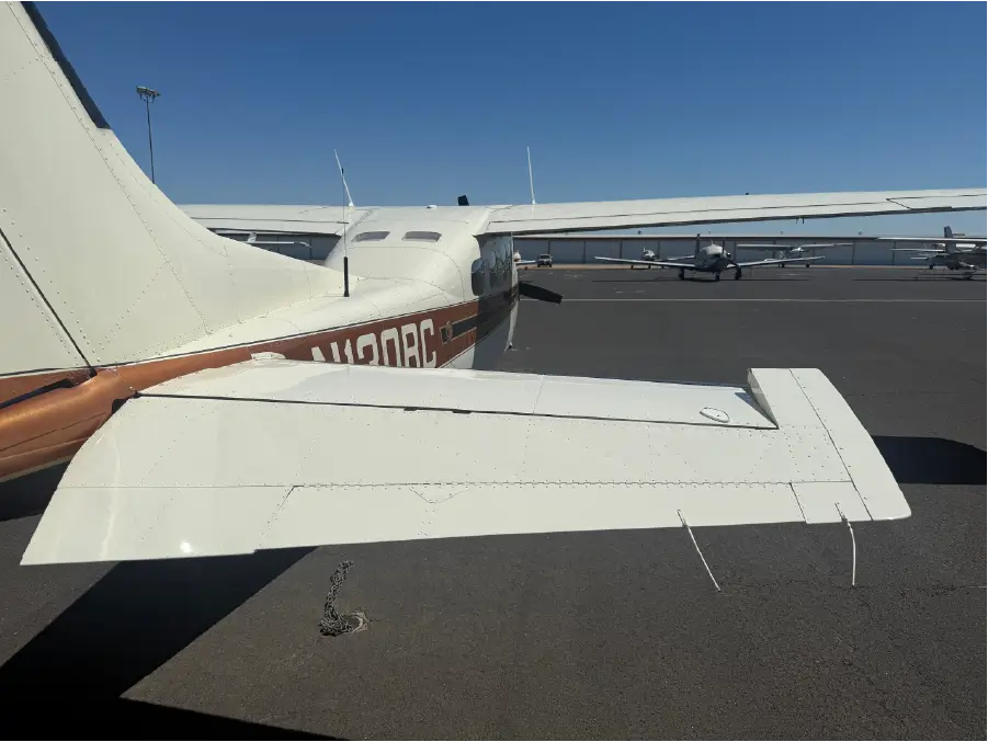 Cessna P210N - Exterior Co-Pilot Side Tail View