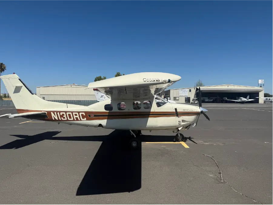 Cessna P210N - Exterior Co-Pilot Side View
