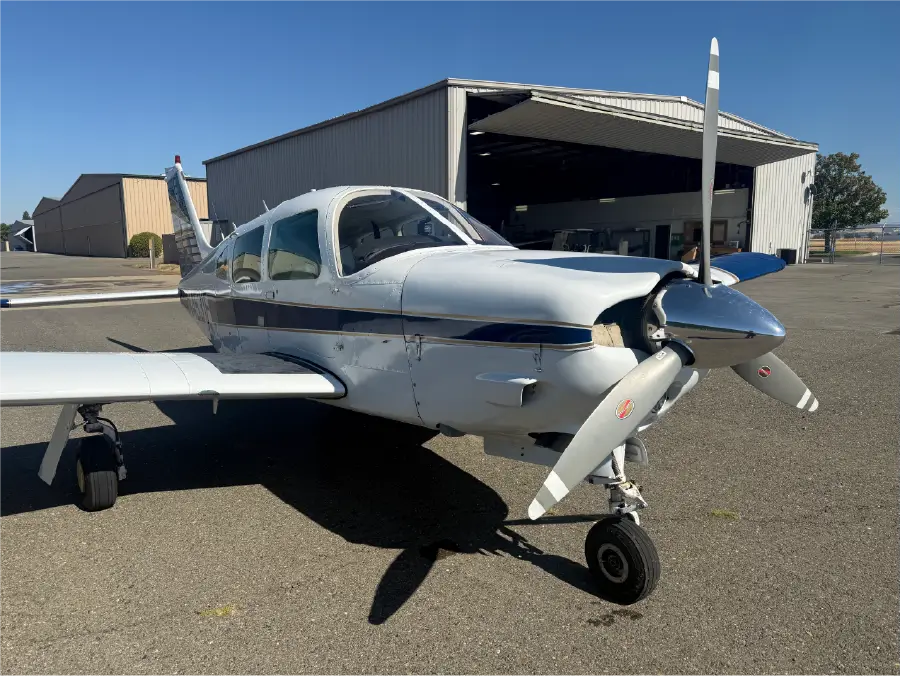 Piper Arrow - Prop