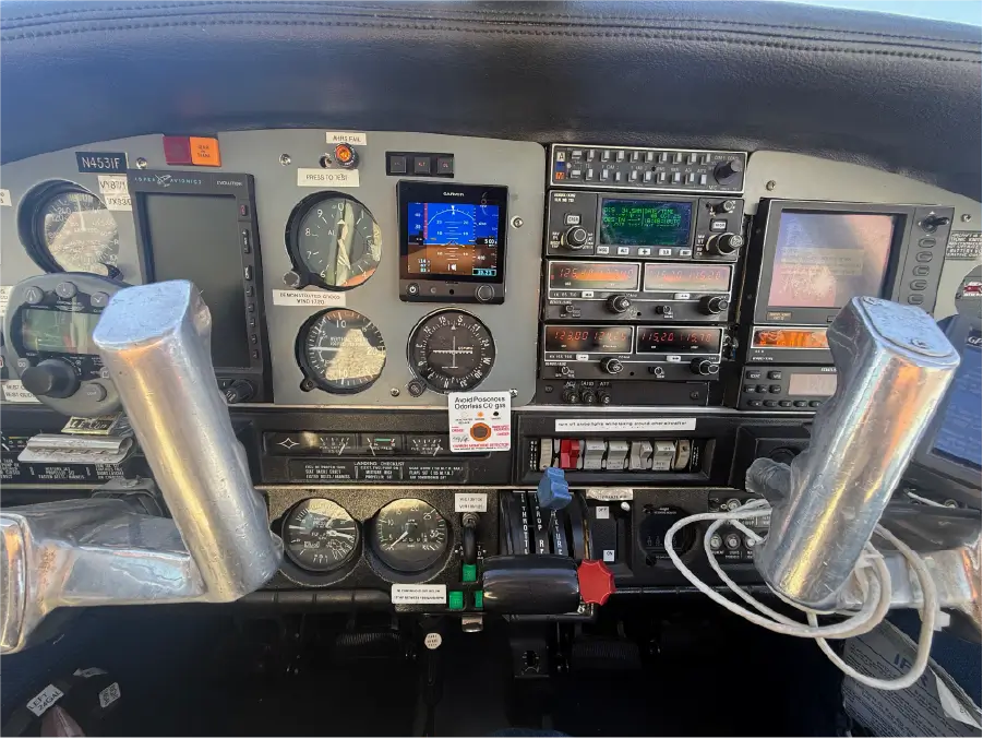 Piper Arrow Panel - Center