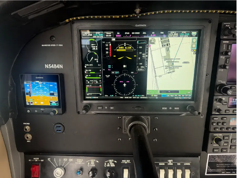 Cessna 182R Panel - Pilot Side Close