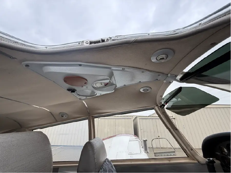 Piper Arrow - Headliner 2