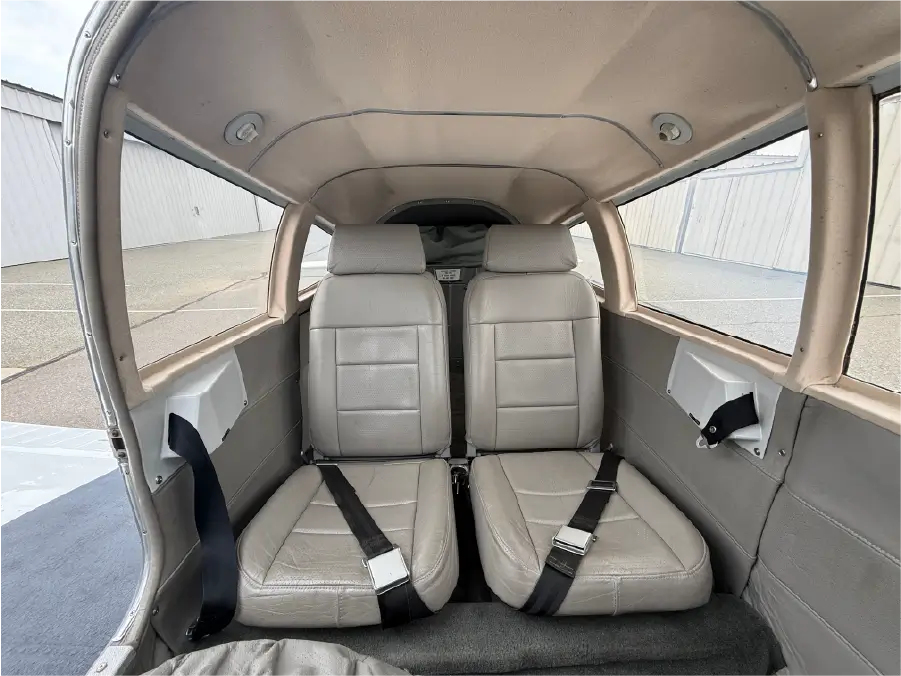 Piper Arrow - Back Seats