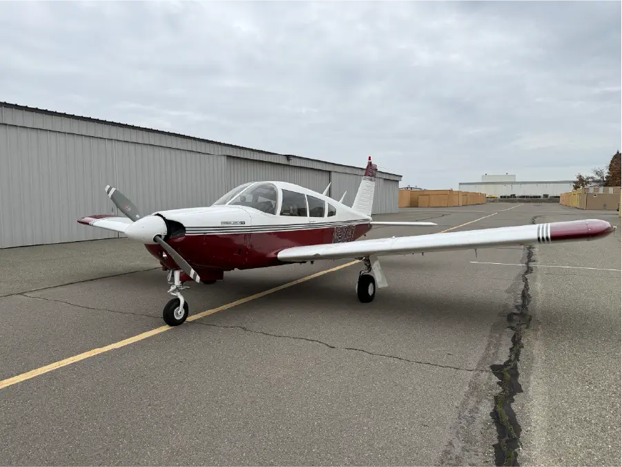 Piper Arrow - Pilot side QTR Front View