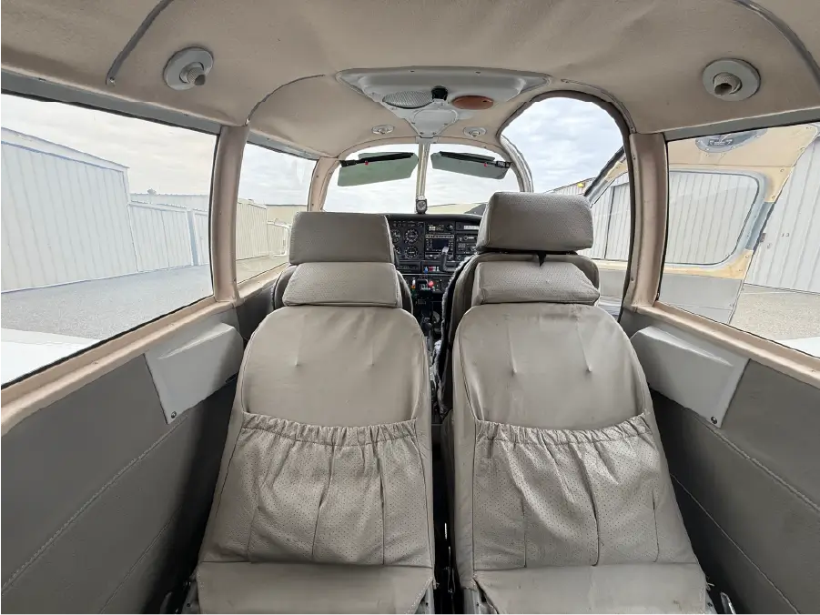 Piper Arrow - Interior view from back