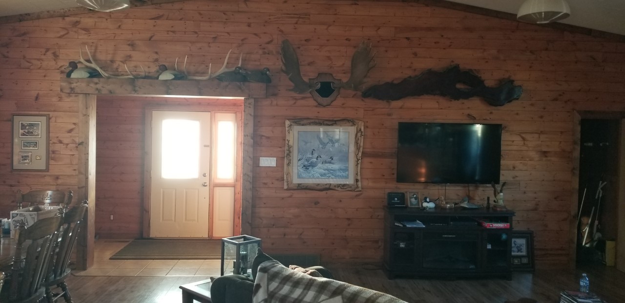 Hunting Lodge Picture