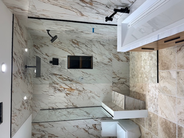 Clean & Contemporary