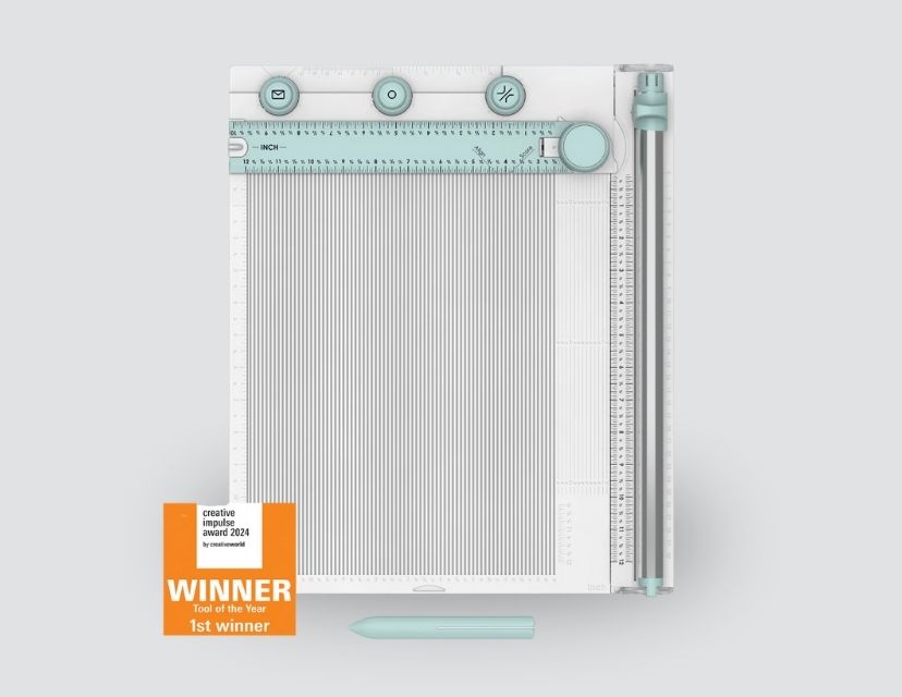 Sizzix™ Making Tool - Scoring Board & Trimmer