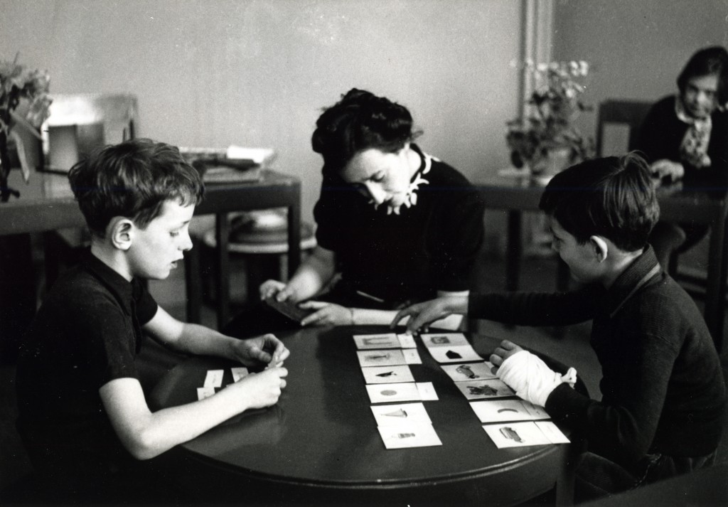 Guiding minds