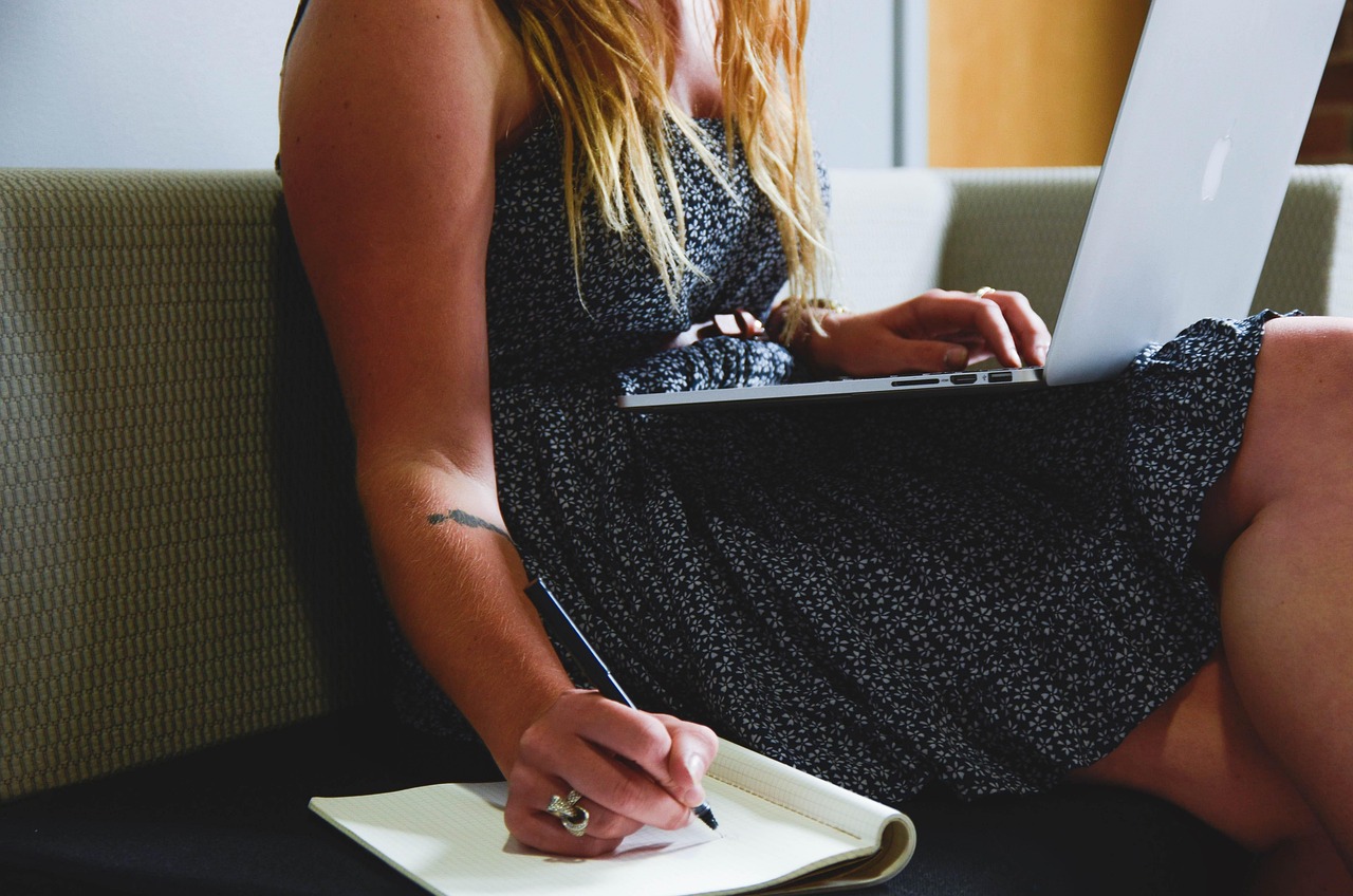Nicole Whisler Edits Novel Writing