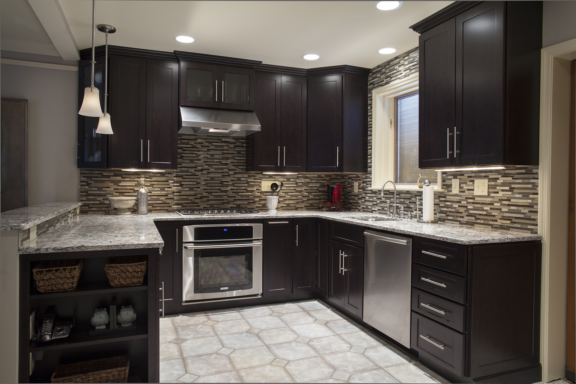 Refacing vs. Replacing: What’s Best for Your Kitchen Cabinets Refacing vs. Replacing: What’s Best for Your Kitchen Cabinets