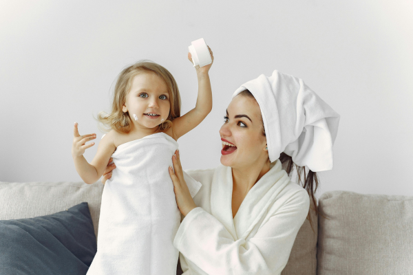 mom and child, bath time, spa at home with your kids mom and child, bath time, spa at home with your kids