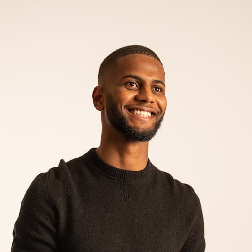Yomi Denzel formateur e-commerce