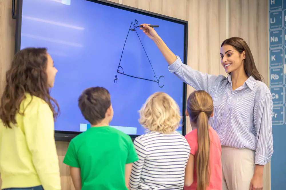 How to use a smart board in classroom How to use a smart board in classroom