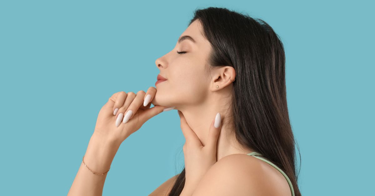 jawline