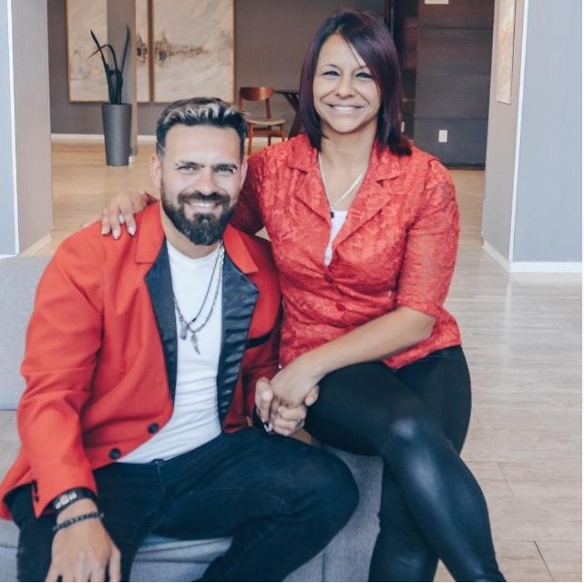 Adrián y Gladys - Fundadores de Vidriería Express
