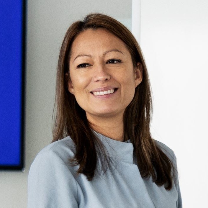 Jeanette Fabros is a leadership communication strategist and founder of Fabros Agency. She helps mid to senior leaders in comms, brand, marketing, and change translate complex strategy into clear, human stories that people understand and act on. Her work combines strategic narrative, executive presence, and practical tools so leaders show up with more clarity, courage, and impact in every room.