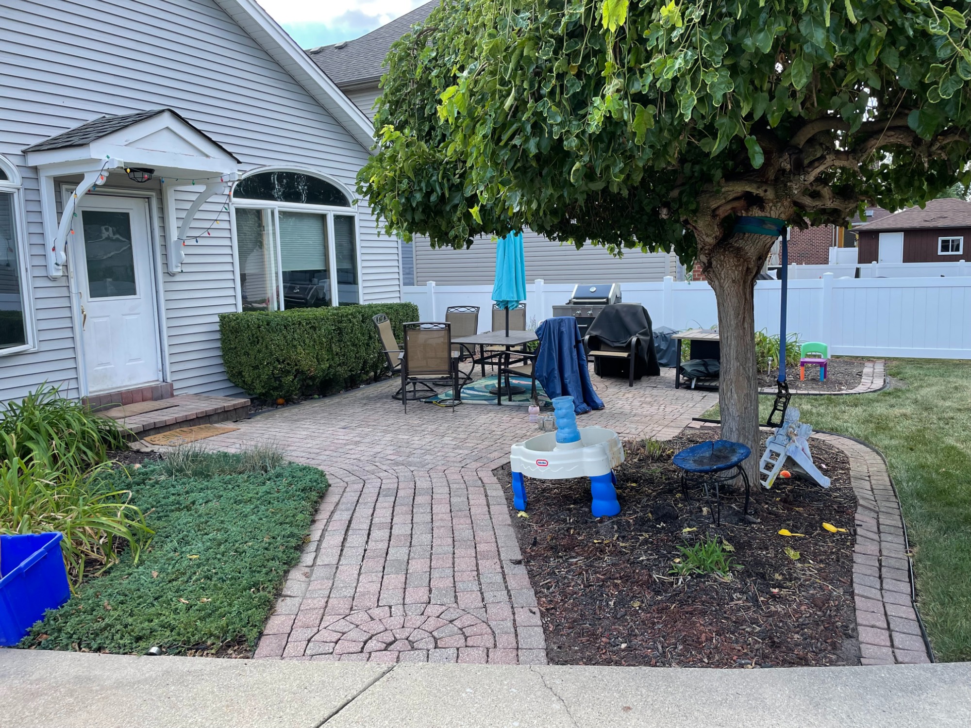 backyard landscape design makeover elmhurst il backyard landscape design makeover elmhurst il