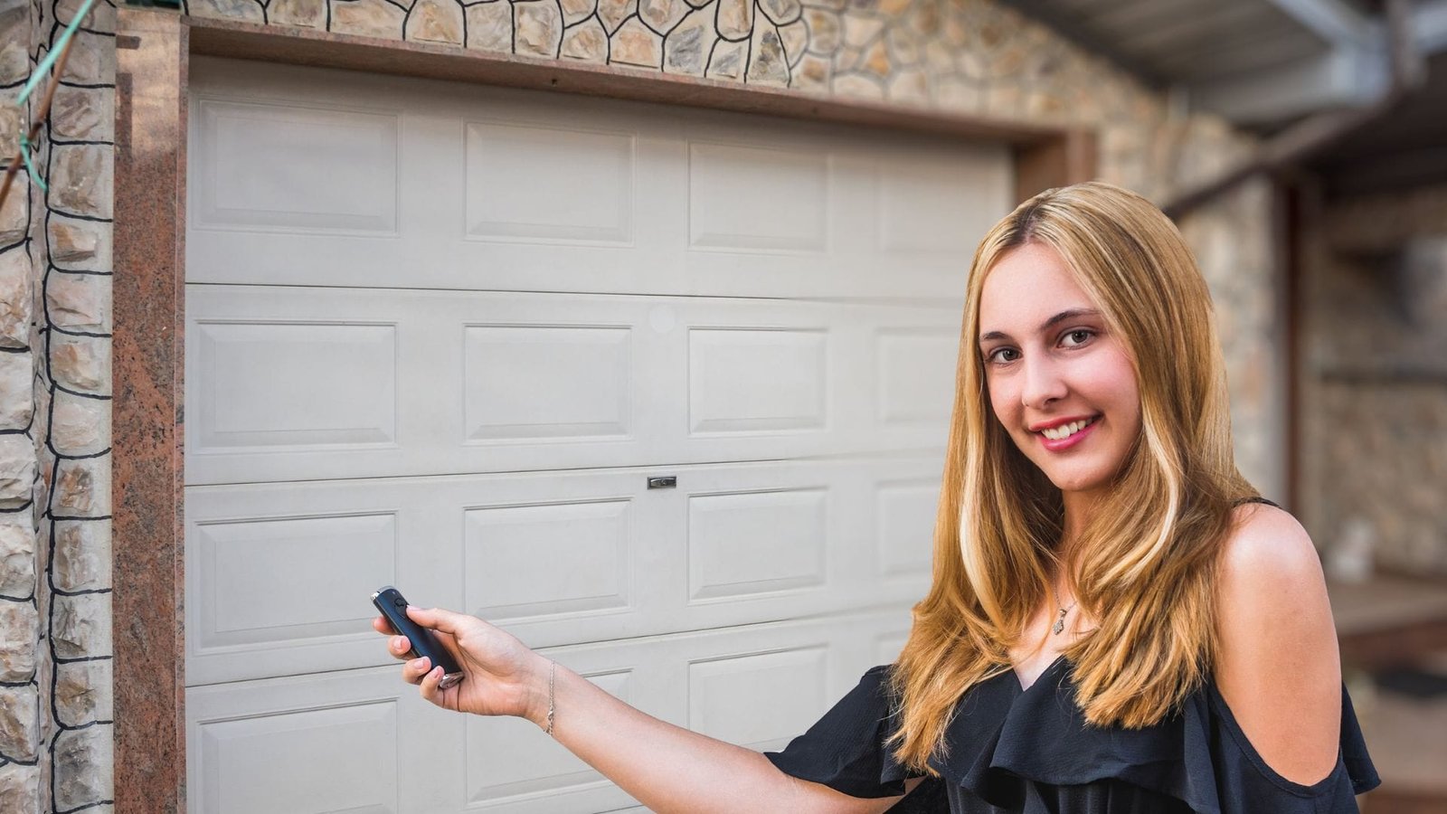 Why Professional Garage Door Installation is Worth it in Phoenix