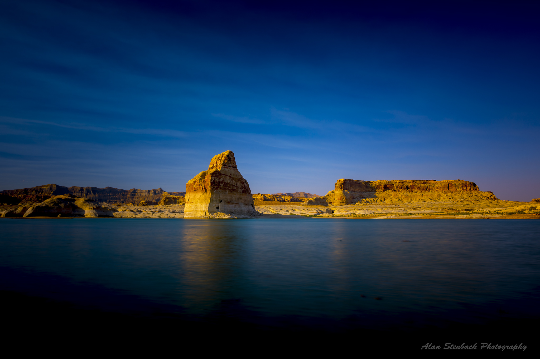 Lone Rock Beach