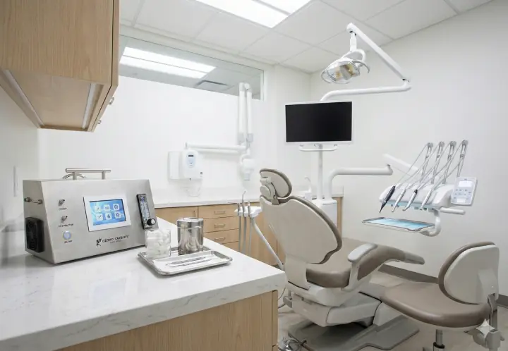 Tecnología médica Ozono Carbar's Serie ODONTOZONO para manejo de pacientes con riesgo de osteonecrosis