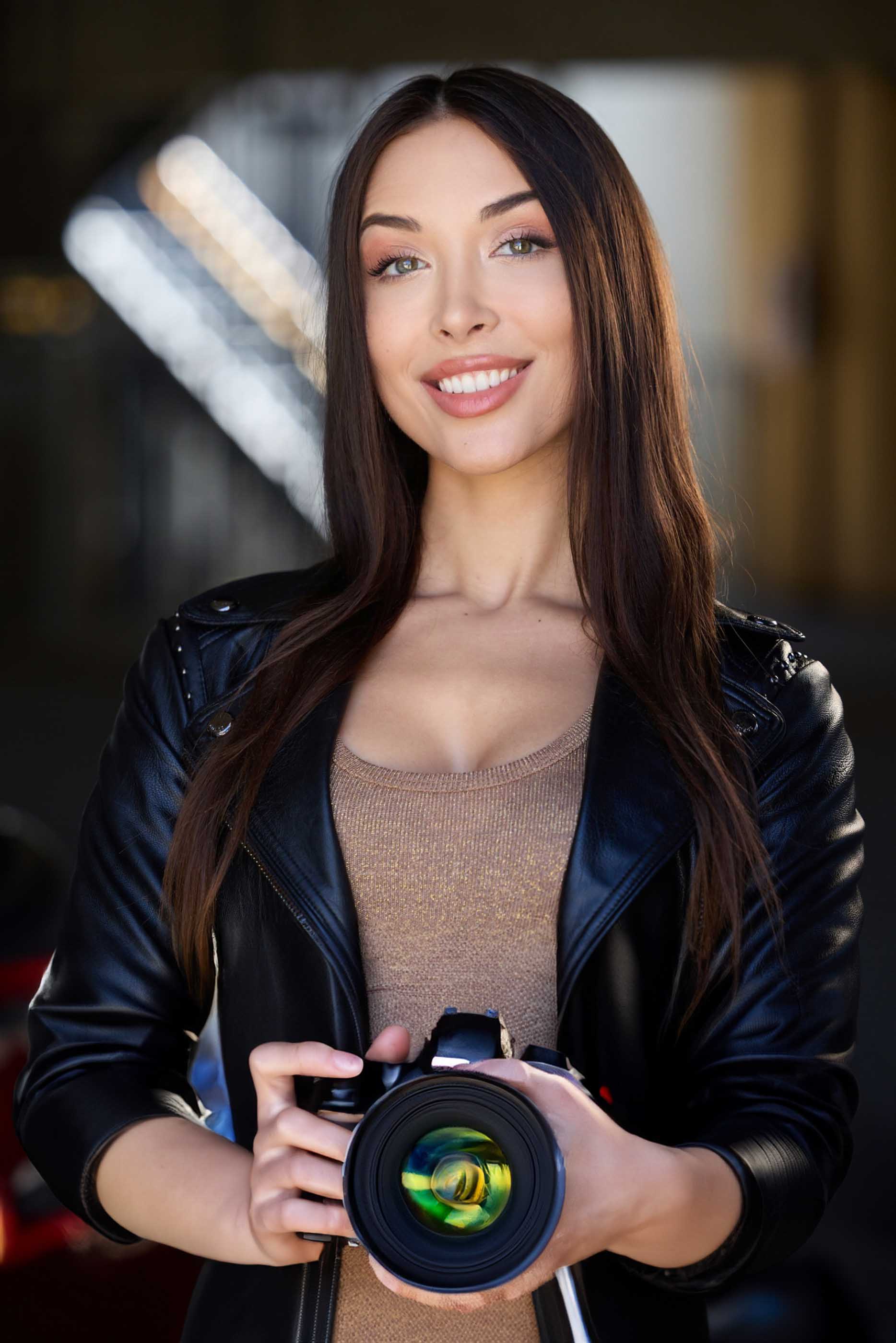 Julia Mindar - Portrait Photographer Los Angeles