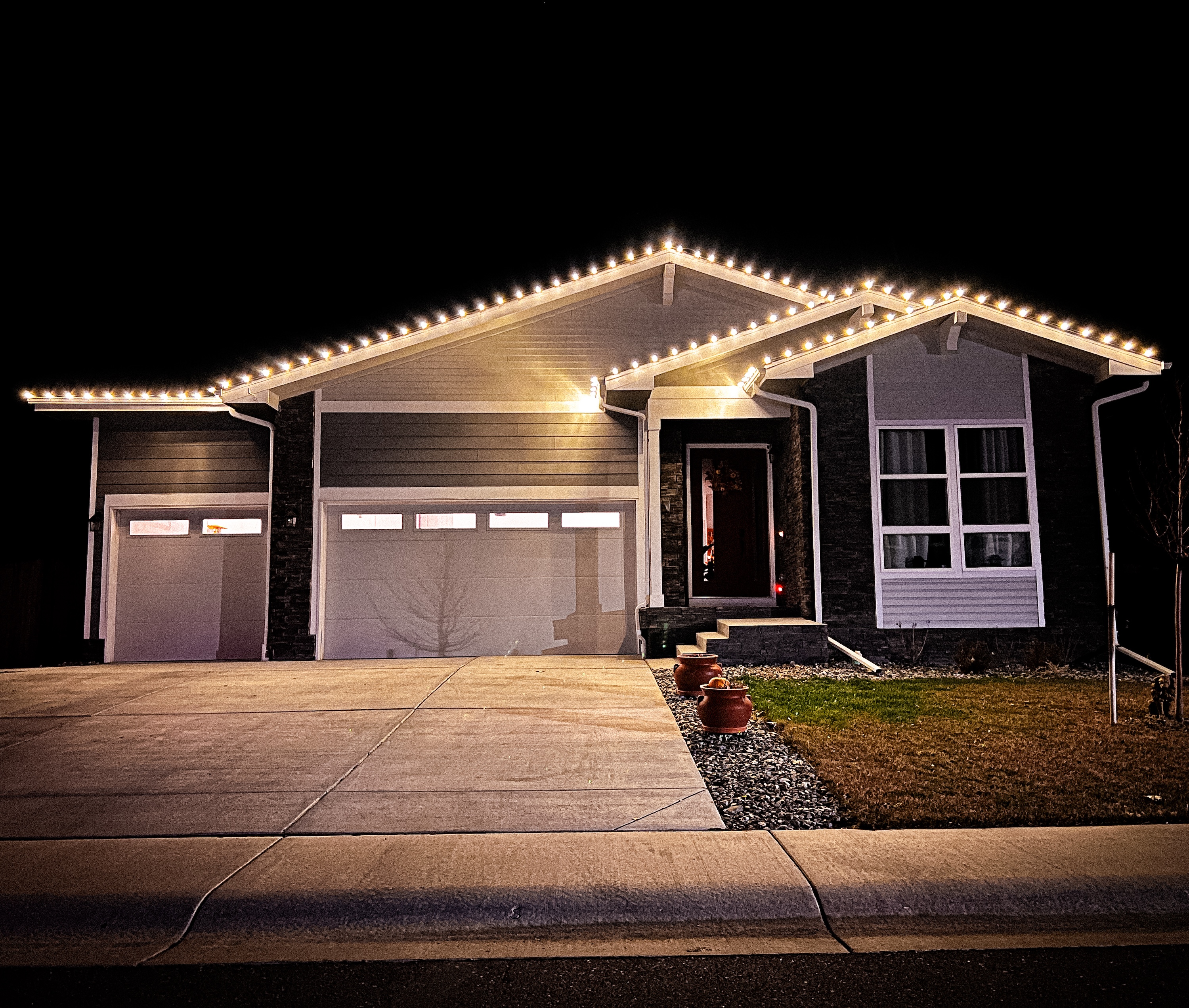 Professional warm white holiday lighting Northern Colorado