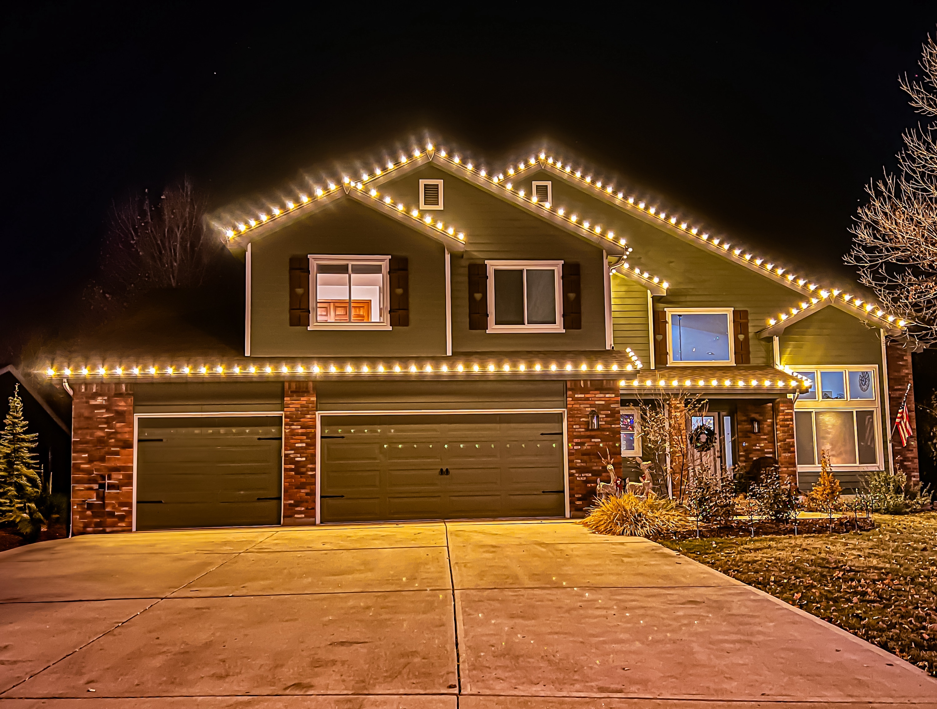 Professional warm white Christmas lighting service Colorado