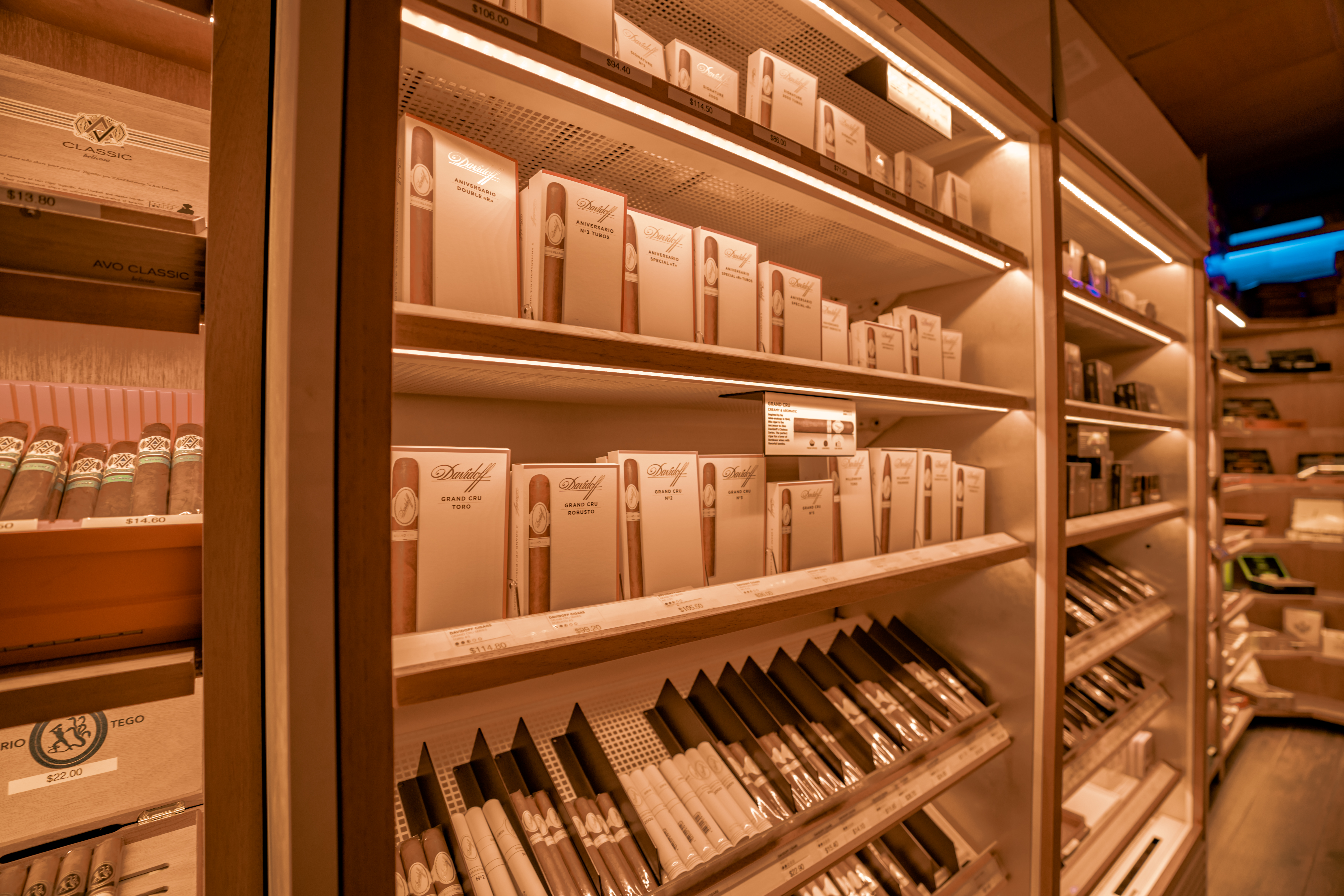 NFC-secured cigar lockers detail
