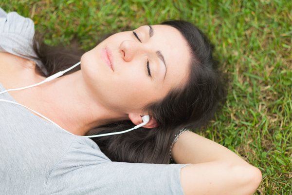 Woman in hypnosis in virtual hypnotherapy