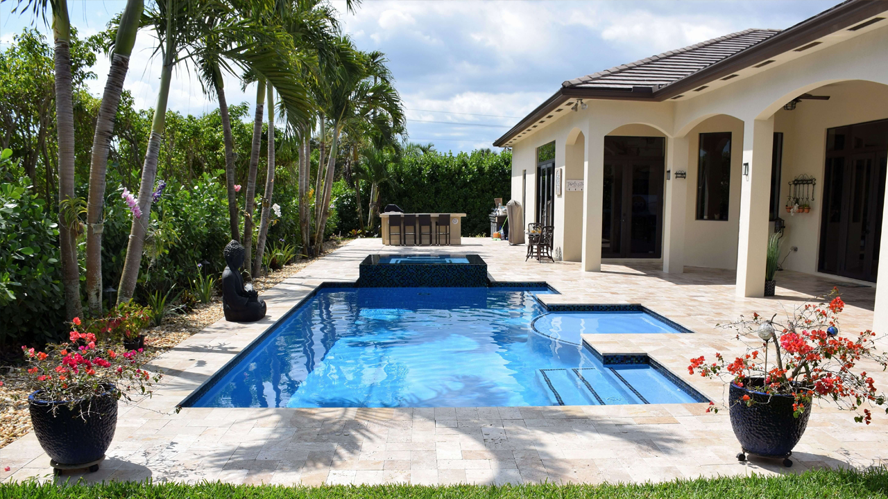 Swimming pool contractors near me