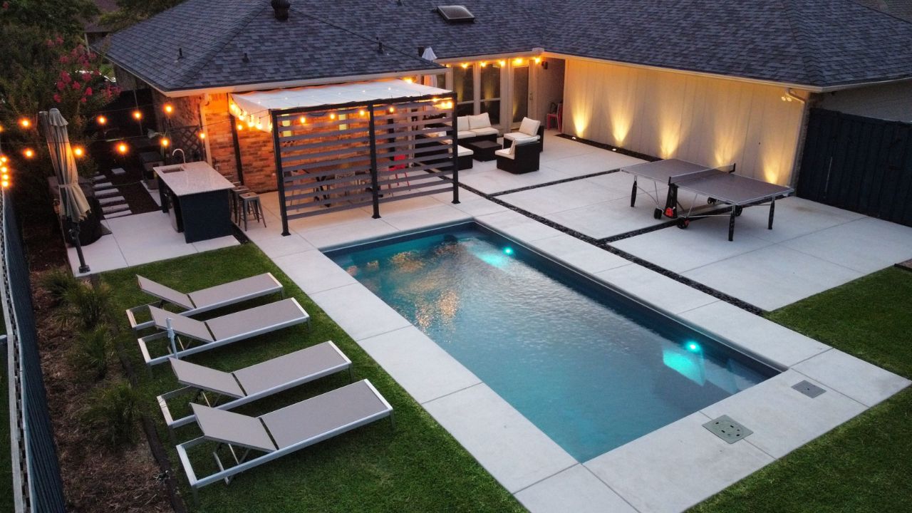 inground swimming pool