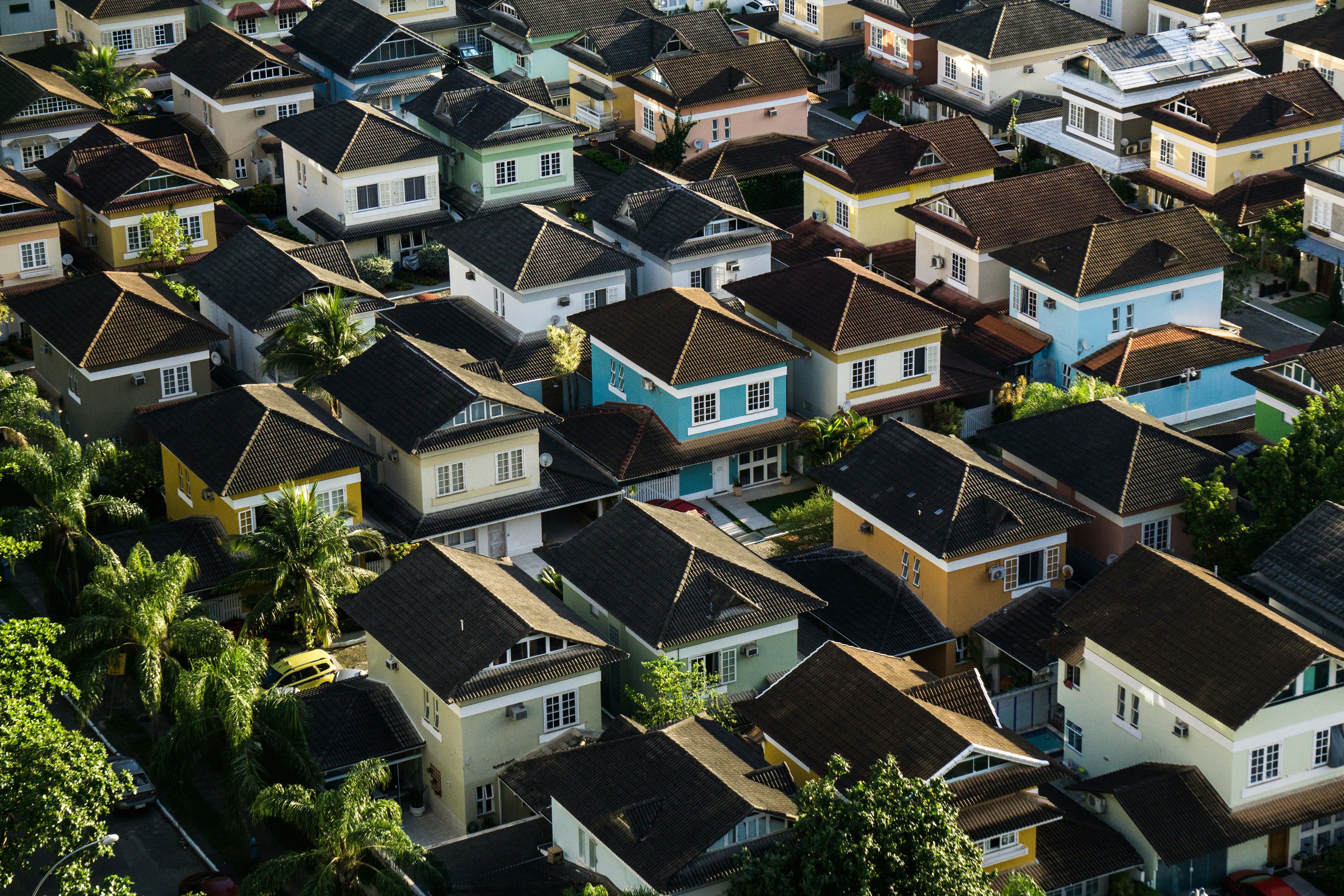 How Long Does a Roof Last in Seattle's Climate