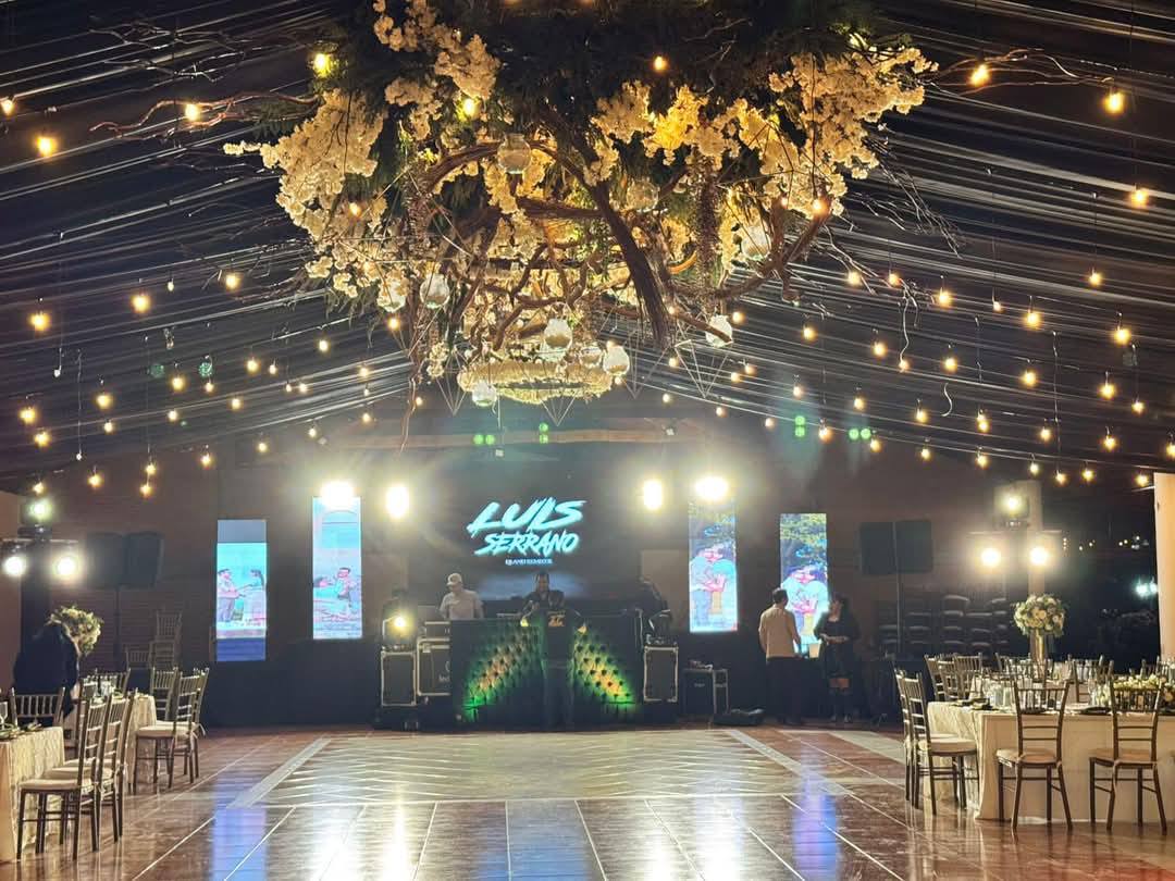 Boda clásica elegante