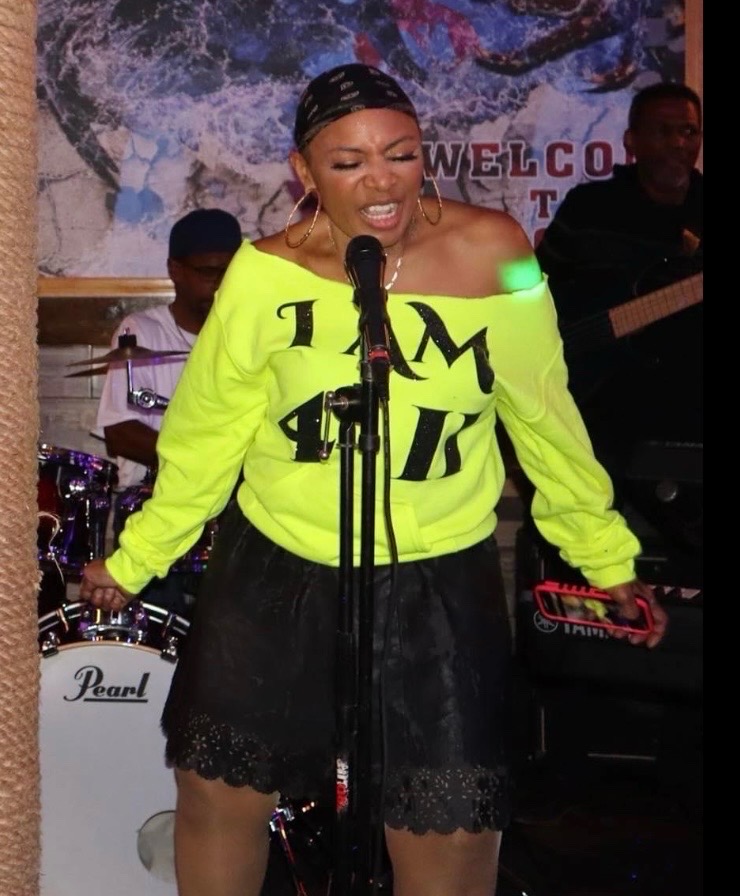 Deborah Harrison - Lead Vocalist