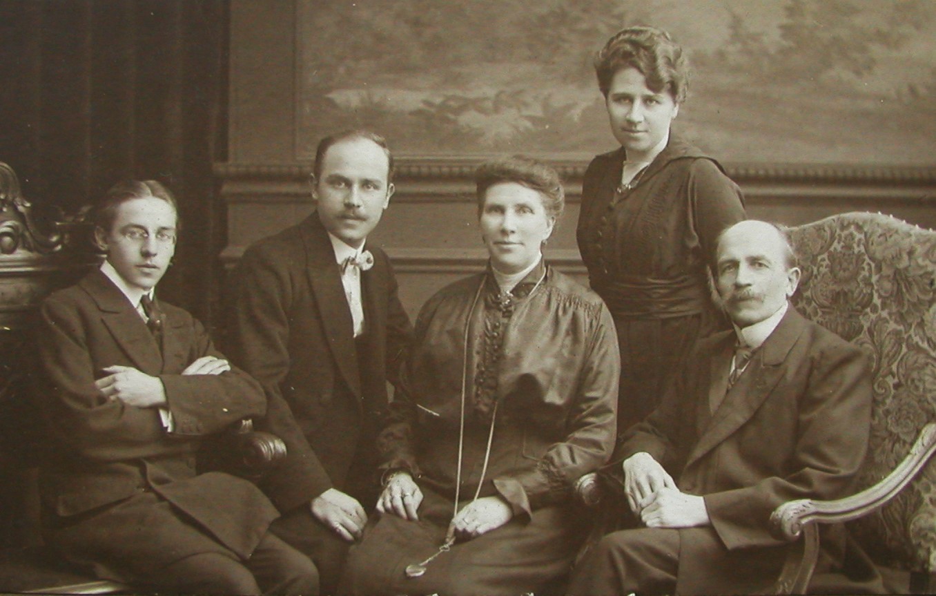 Finding Distant Relatives Through Genealogy