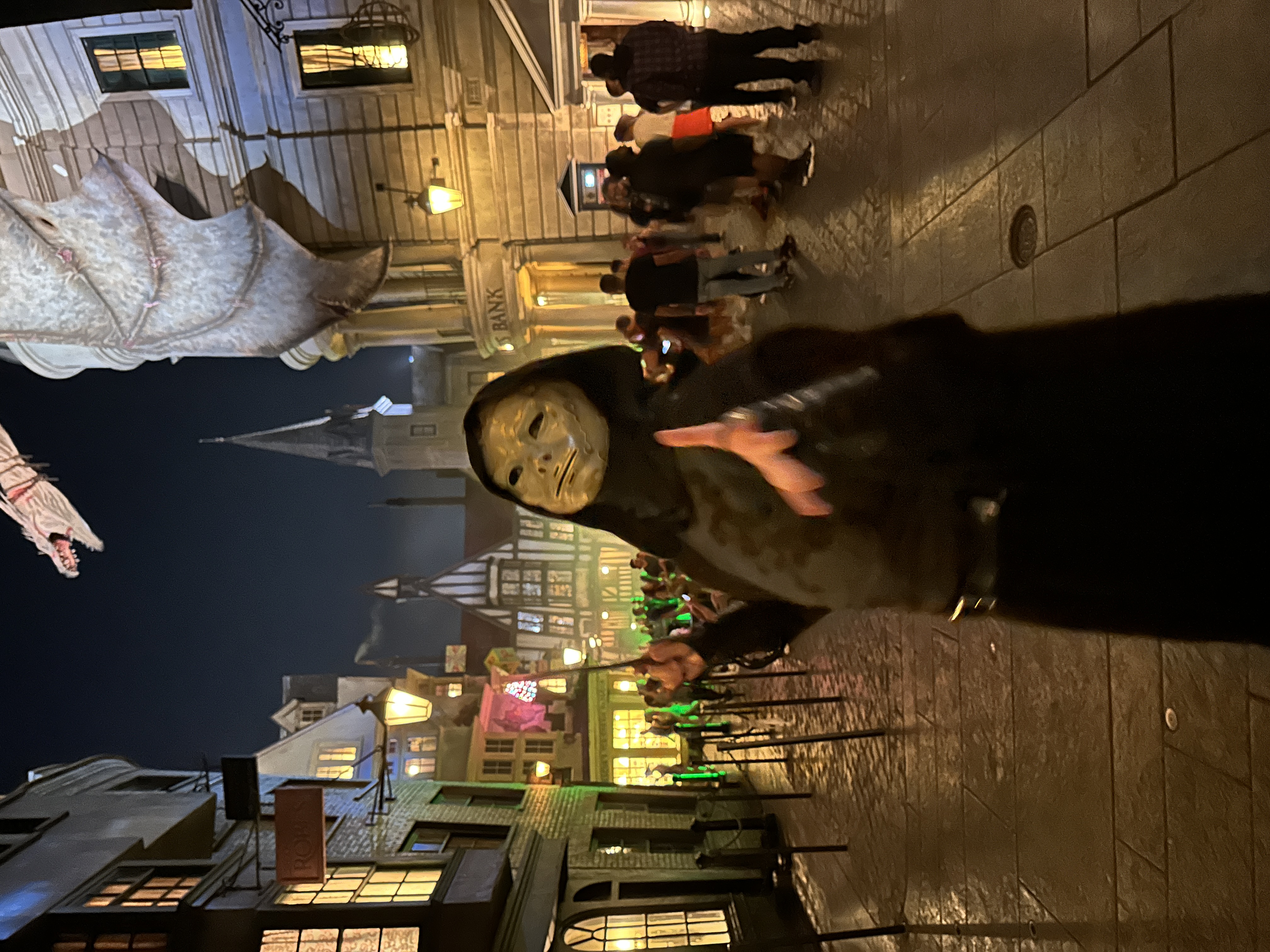 HHN HHN